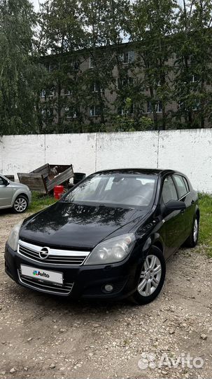 Opel Astra 1.8 AT, 2008, 236 000 км