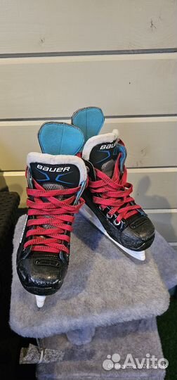 Хоккейные коньки bauer детские