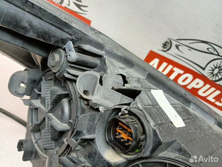 Фара левая Hyundai I 40