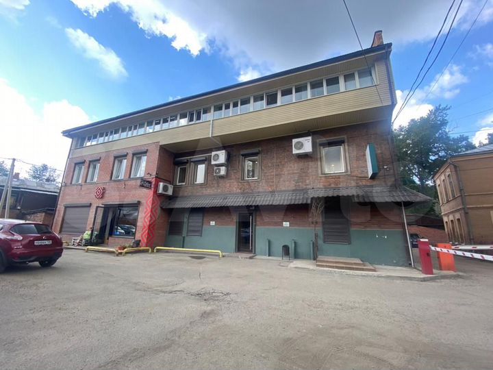Помещение в отдельно стоящем здании, 388.7 м²
