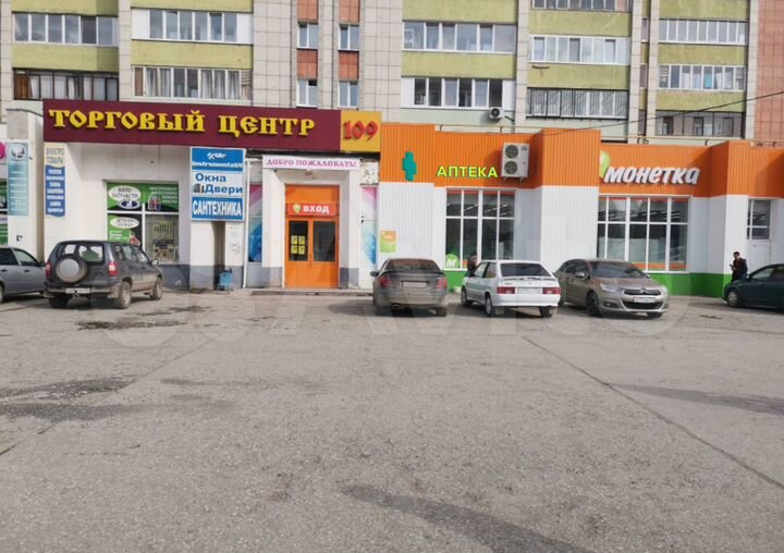 Торговое помещение, 1608 м²