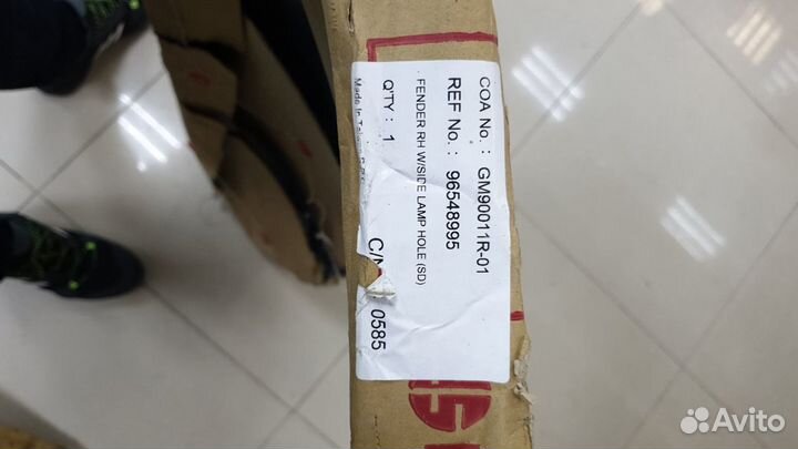 Lacetti sedan 03- Крыло прав с отв для повторителя