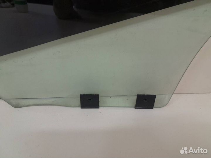 Стекло двери задней правой Renault Sandero 2009-20