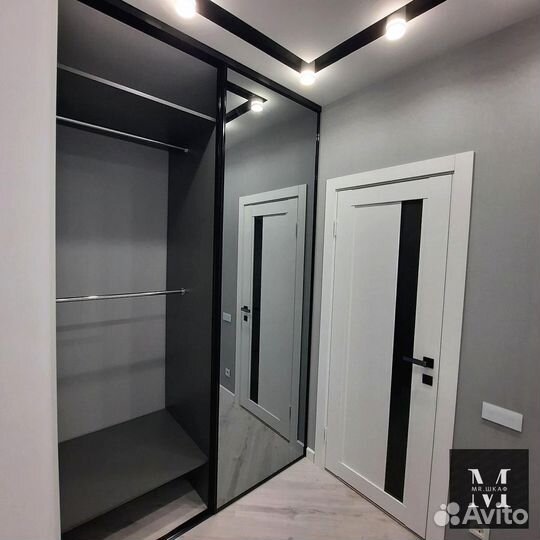 Шкаф встраиваемый