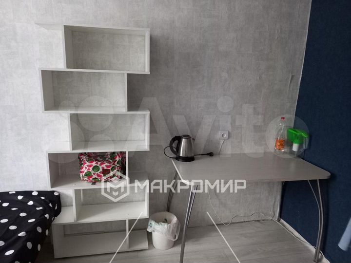 Комната 11,7 м² в > 9-к., 3/5 эт.