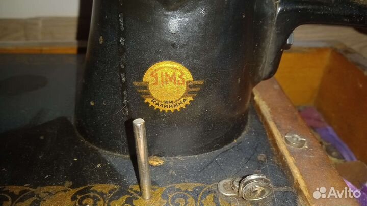 Швейная машинка ретро