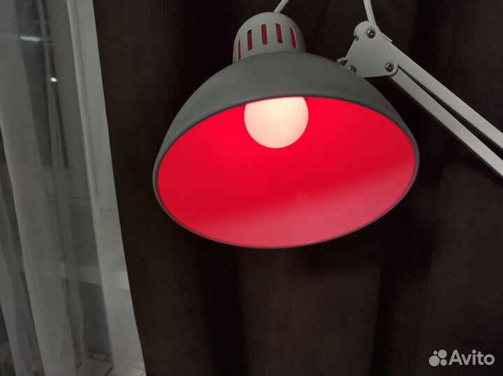 Светодиодная RGB лампочка, пульт, меняет цвет, 5Вт