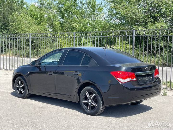 Chevrolet Cruze 1.6 AT, 2011, 166 117 км