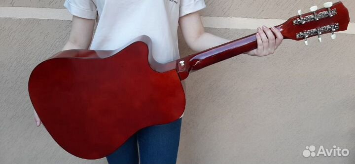 Гитара новая