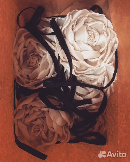 Чокер брошка цветок