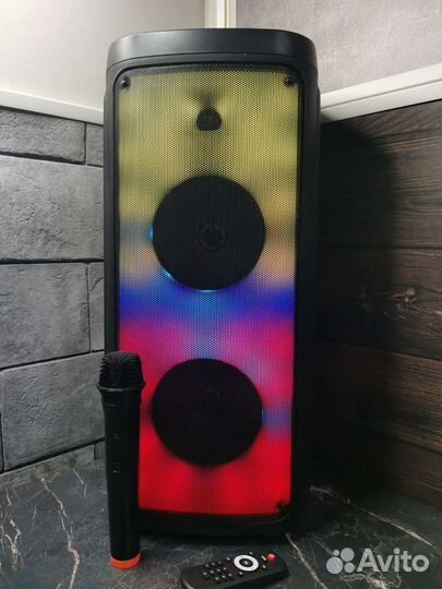 Колонка музыкальная с блютузом и караоке