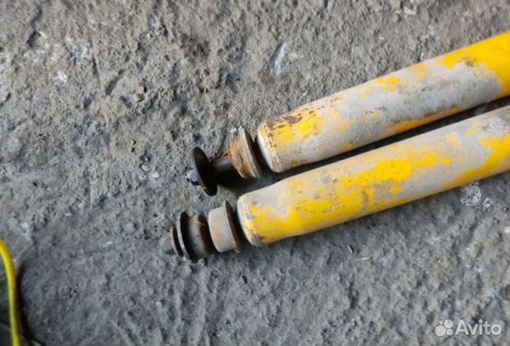 Амортизаторы задание Land Rover Discovery 1