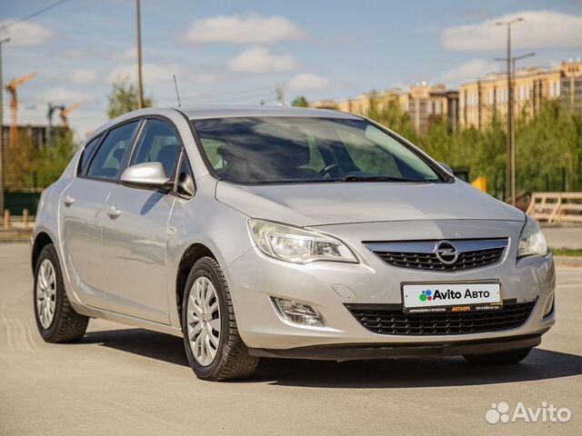 Opel Astra 1.6 MT, 2011, 209 789 км с пробегом, цена 650100 руб.