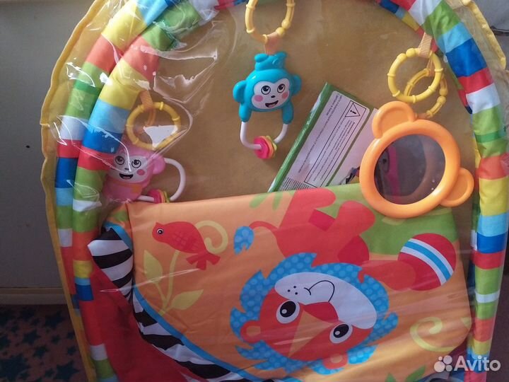Развивающий коврик новый