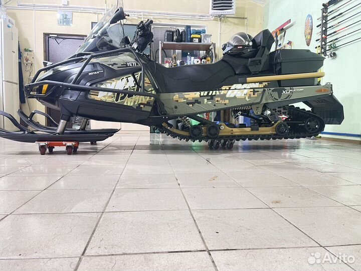 Снегоход brp Lynx 69 Yeti Army