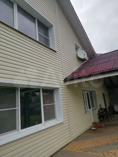 Дом 190 м² на участке 4,3 сот.