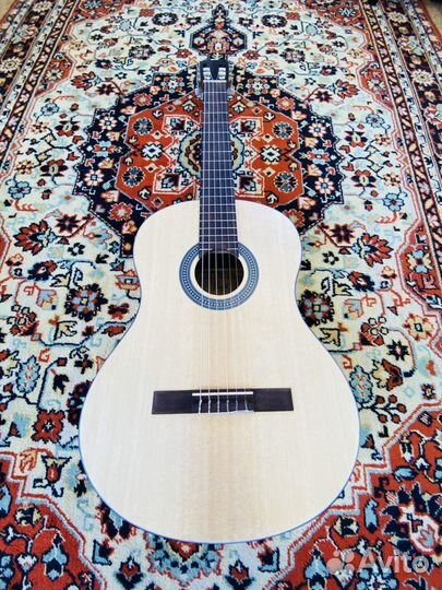 Гитара Flight Новая