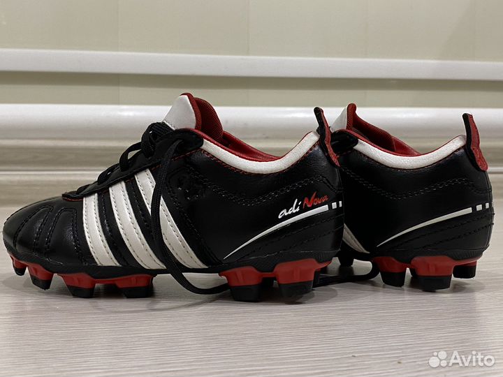 Футбольные бутсы Adidas 30