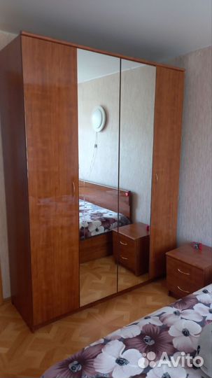 Спальный гарнитур