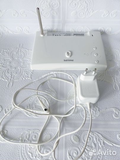 Цифровая фоторамка Phillips SPF1327