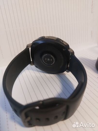 Часы samsung gear sport