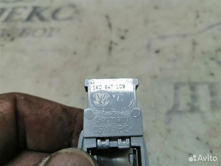 Плафон салонный VW Golf VI 2009-2012