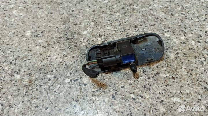 Форсунка омывателя лобового стекла Audi A6 C6,4F