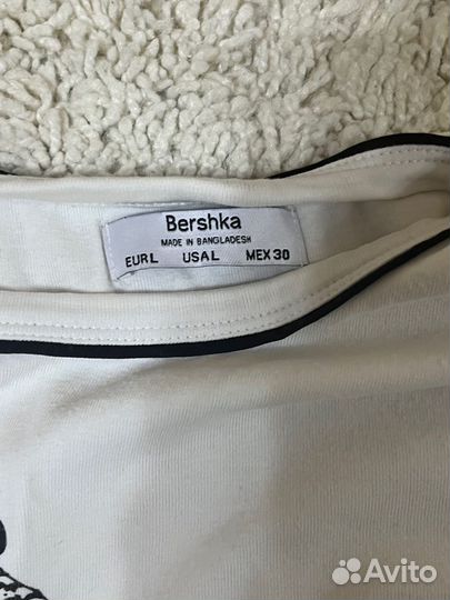 Футболка Bershka