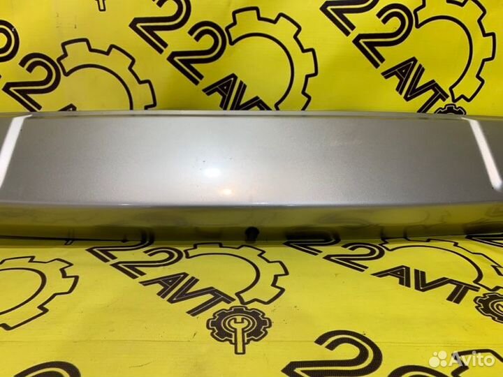 Накладка двери багажника задняя Honda Cr-V RD1