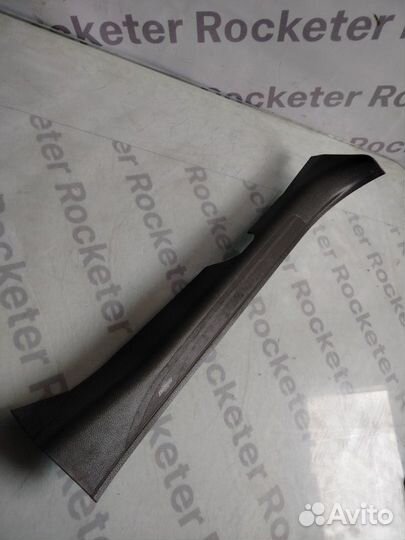 Накладка порога внутренняя передняя левая