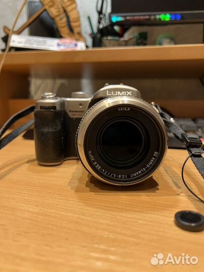 Компактный фотоаппарат Panasonic DMC-FZ30