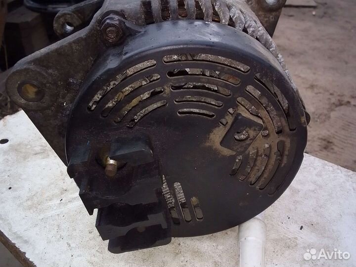 Генератор Форд Транзит 2.0 бенз. 1997г