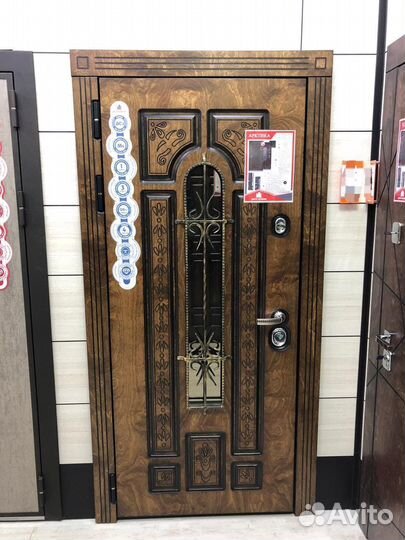 Дверь входная для дома