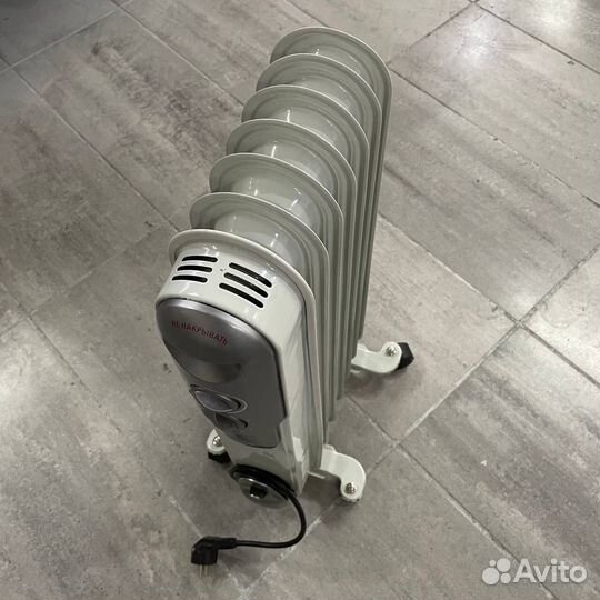 Масляный обогреватель Ресанта омпт-7Н белый