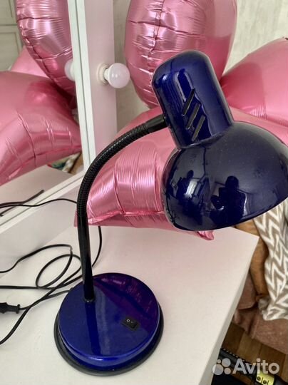 Лампа настольная