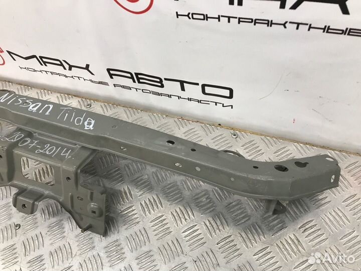 Б/У рамка радиатора передний Nissan Tiida C11