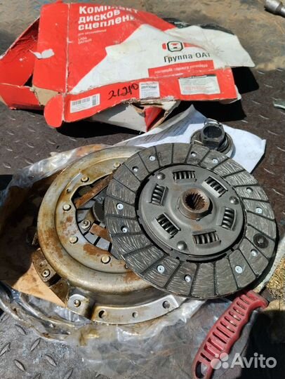 Продаю комплект сцепления на ваз