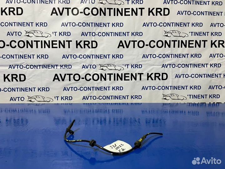 Датчик abs передний левый Nissan Teana J31 VQ23