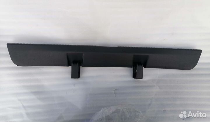 Накладка задней панели Skoda Rapid