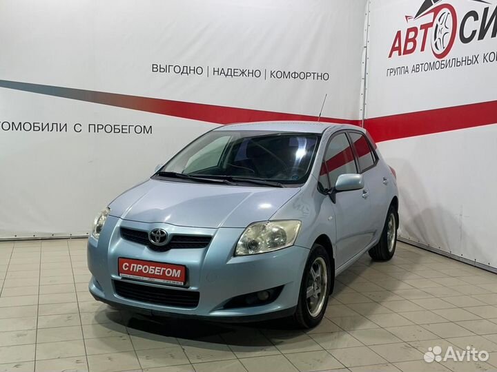 Toyota Auris 1.6 МТ, 2008, 303 000 км