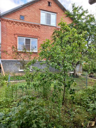 Дом 283 м² на участке 6,8 сот.