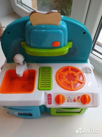 Детская игровая кухня
