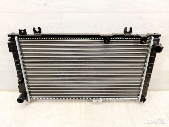 Радиатор охлаждения LADA Granta