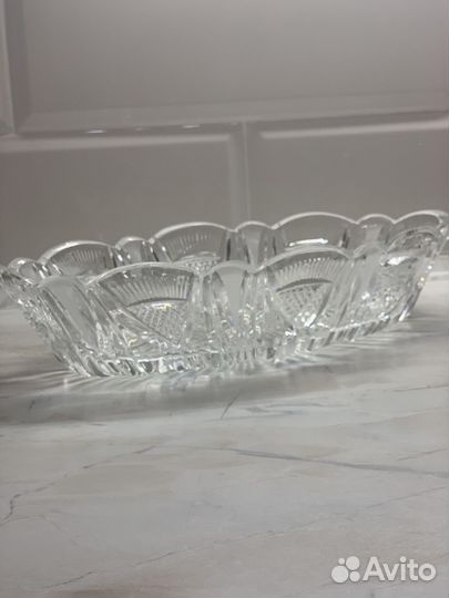 Хрустальные вазы конфетницы