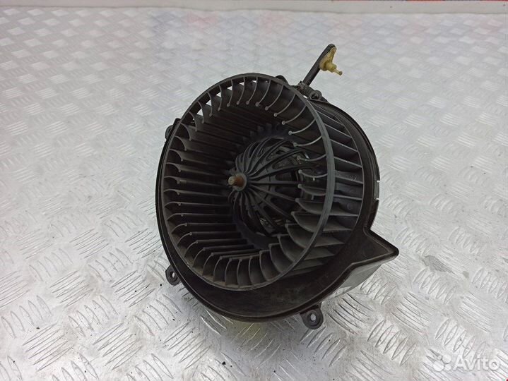 Моторчик печки для Opel Zafira A 9119001