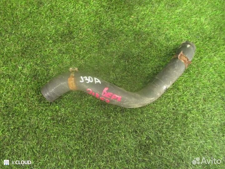 Патрубок радиатора на honda elysion RR4 J30A