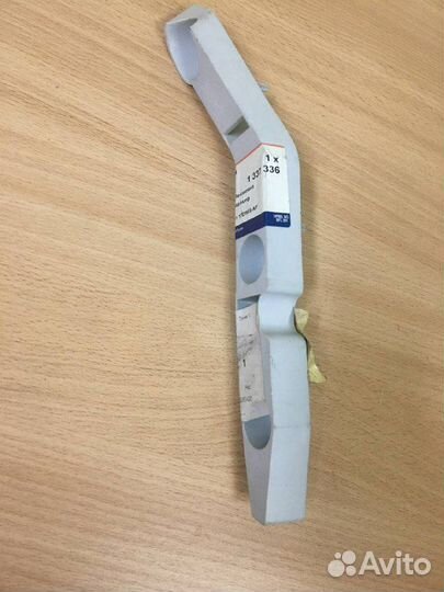 Ориг Кронштейн усилитель бампера левый Focus 2