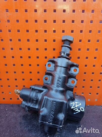 Рулевой редуктор Nissan Patrol y 61