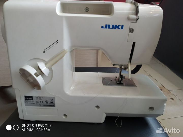 Швейная машина juki HZL-12Z