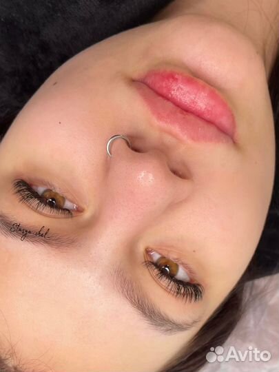 Маникюр, педикюр, наращивание ресниц, брови